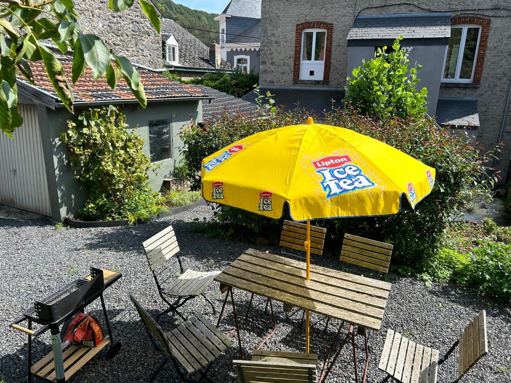 Apartmán 2Pas2Meuse Waulsort Exteriér fotografie